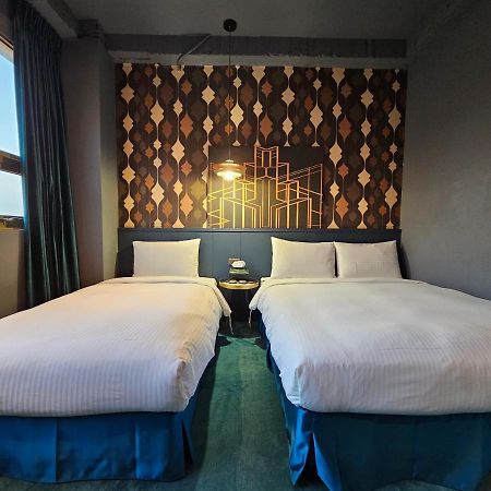 Modern Inn Taichung Exterior photo