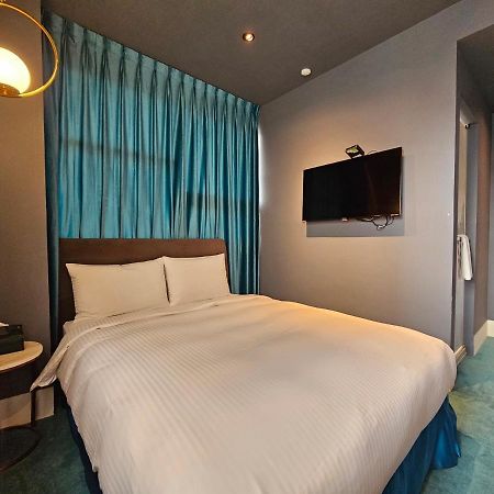 Modern Inn Taichung Exterior photo
