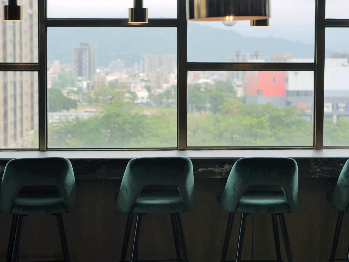 Modern Inn Taichung Exterior photo