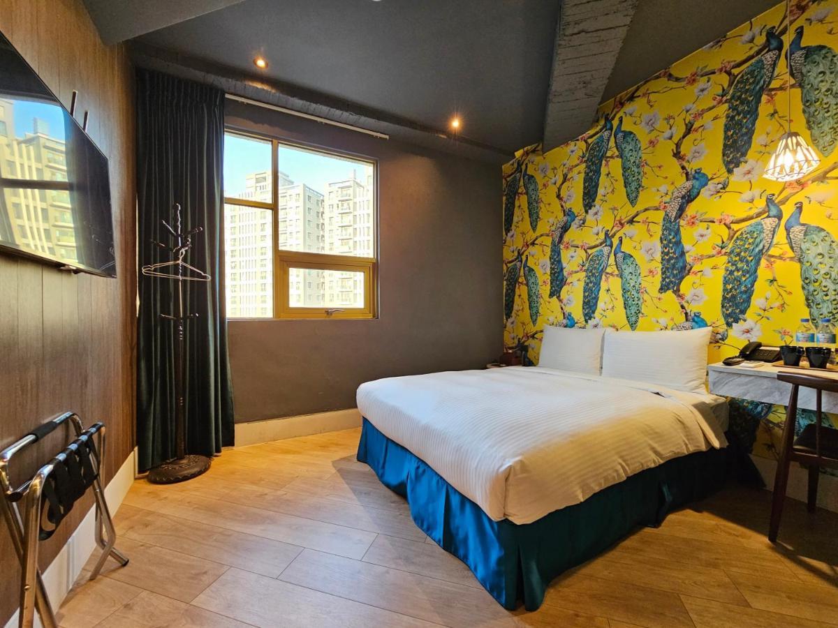 Modern Inn Taichung Exterior photo