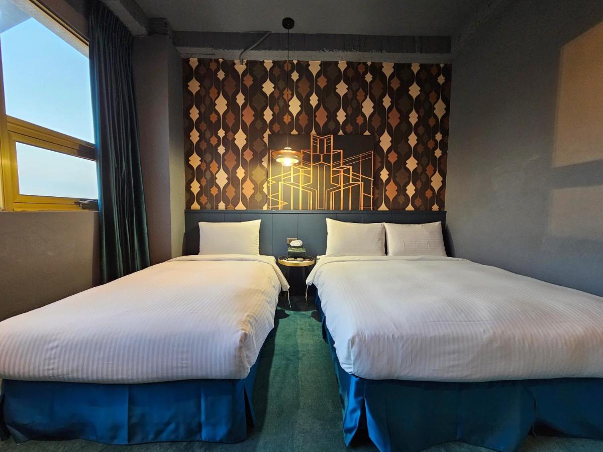 Modern Inn Taichung Exterior photo