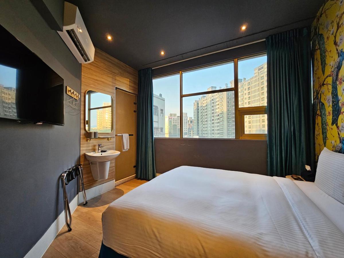 Modern Inn Taichung Exterior photo