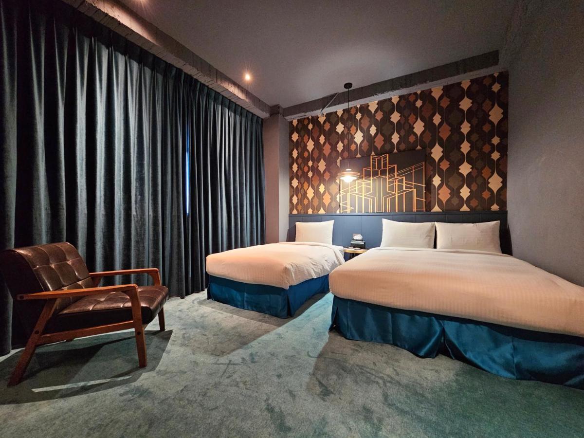 Modern Inn Taichung Exterior photo