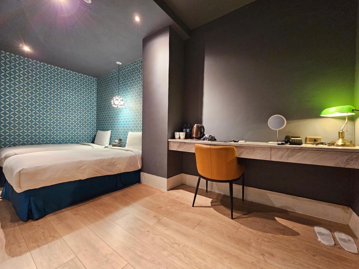 Modern Inn Taichung Exterior photo