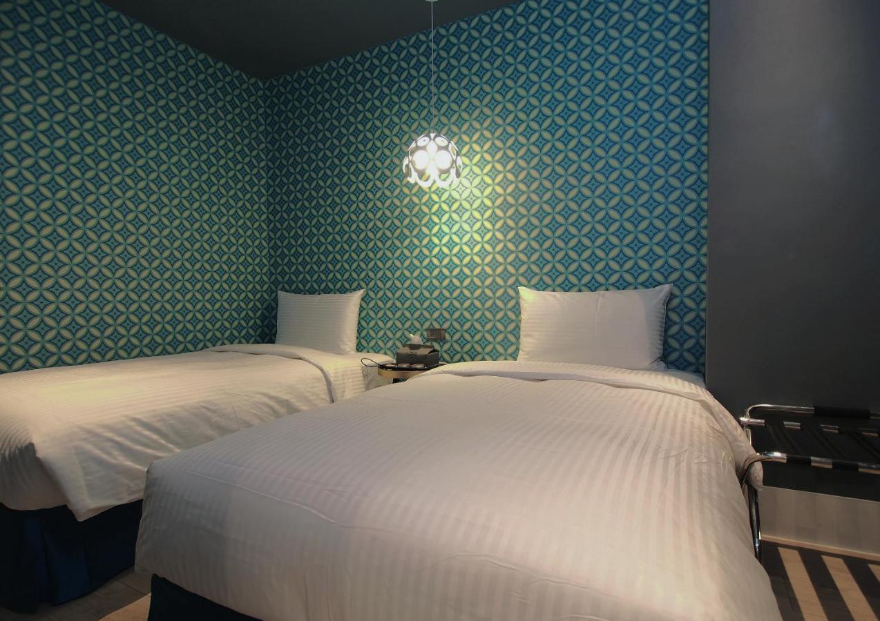Modern Inn Taichung Exterior photo